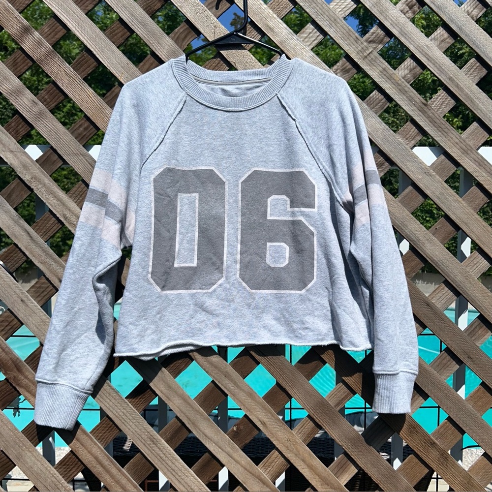 Aerie 06 Long Sleeves Crew Neck Pullover Sweatshirt Size Small